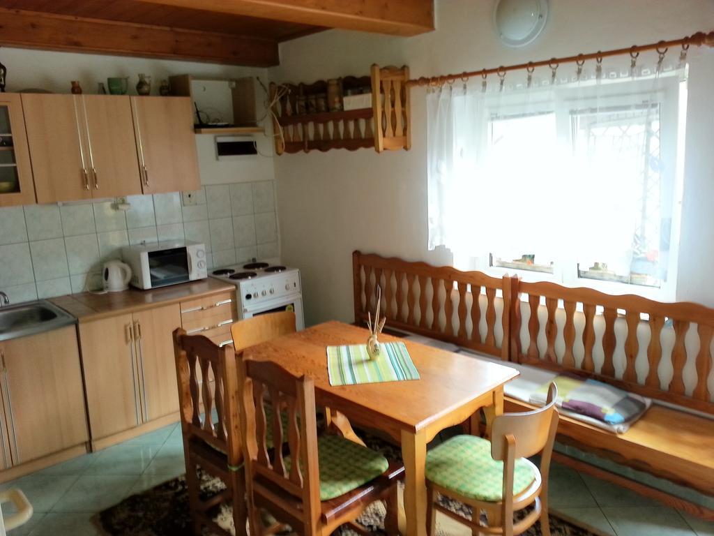 デディンキ Rekreacny Domcek Judkaヴィラ 部屋 写真